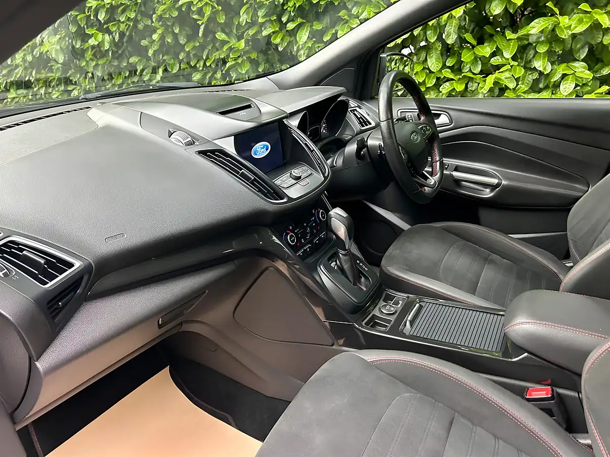Used 2019 Ford Kuga ST-Line Edition Black - Interior and Exterior details 19