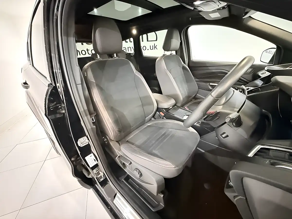 Used 2019 Ford Kuga ST-Line Edition Black - Interior and Exterior details 11