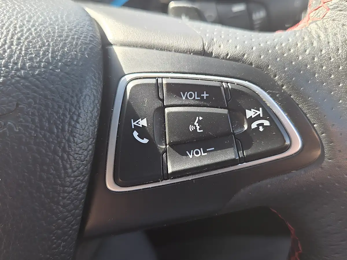 Used 2019 Ford Kuga ST-Line Edition Black - Interior and Exterior details 15