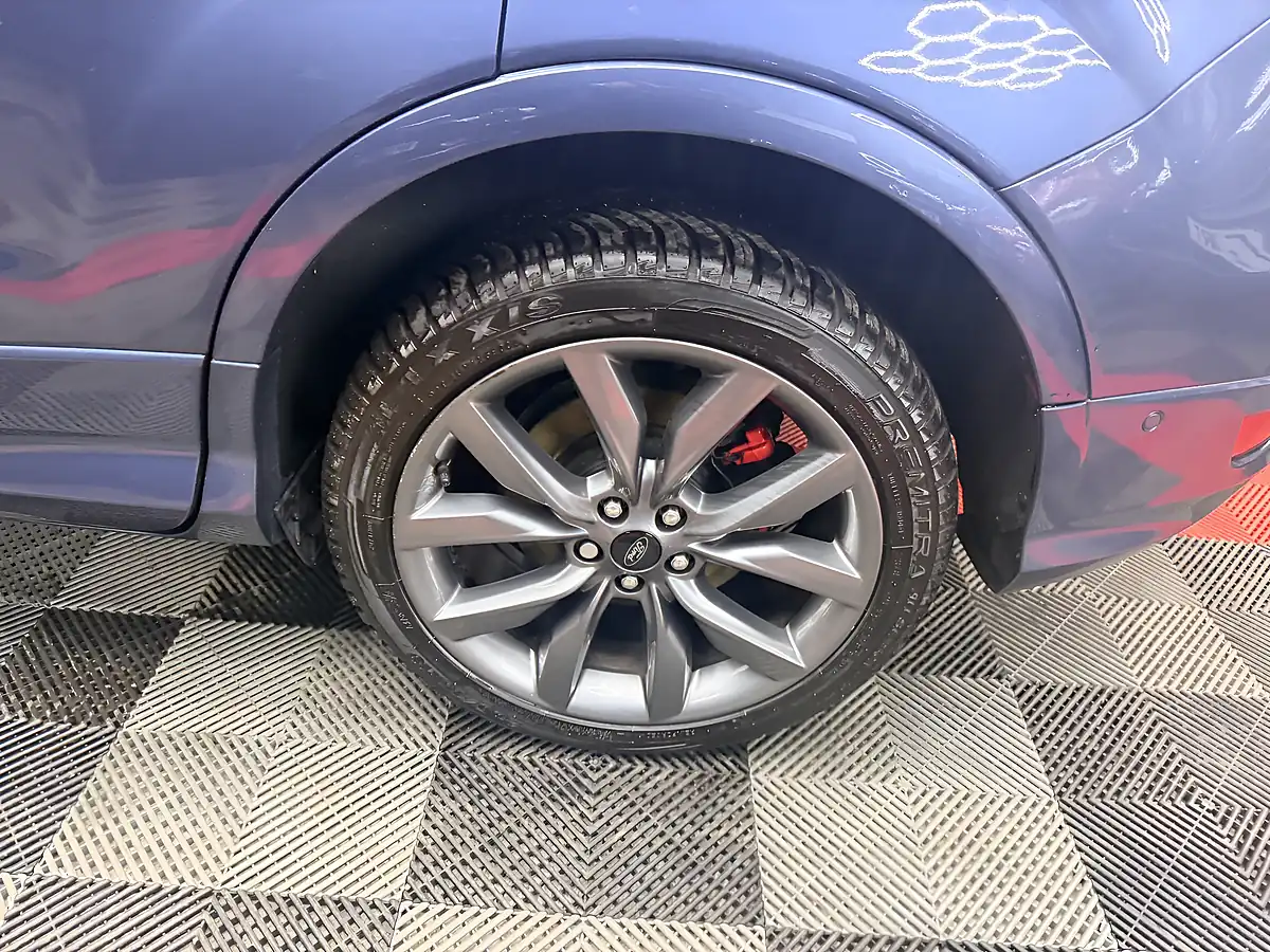Used 2019 Ford Kuga ST-Line Edition Blue - Interior and Exterior details 12