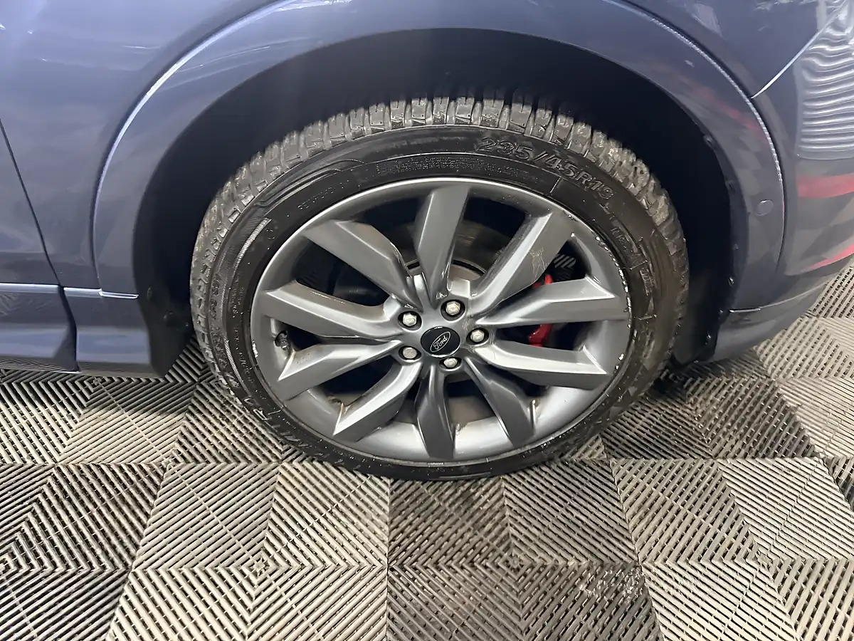 Used 2019 Ford Kuga ST-Line Edition Blue - Interior and Exterior details 14