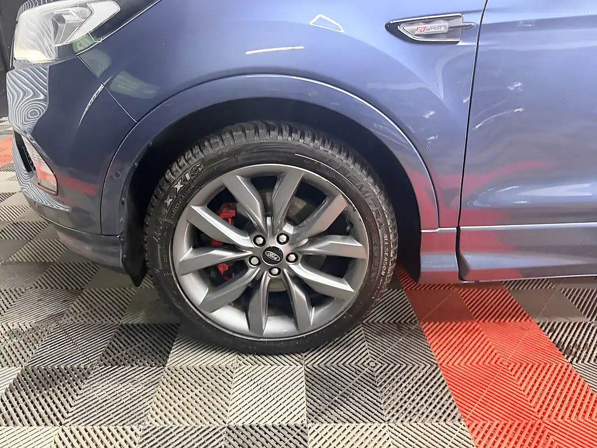 Used 2019 Ford Kuga ST-Line Edition Blue - Interior and Exterior details 15