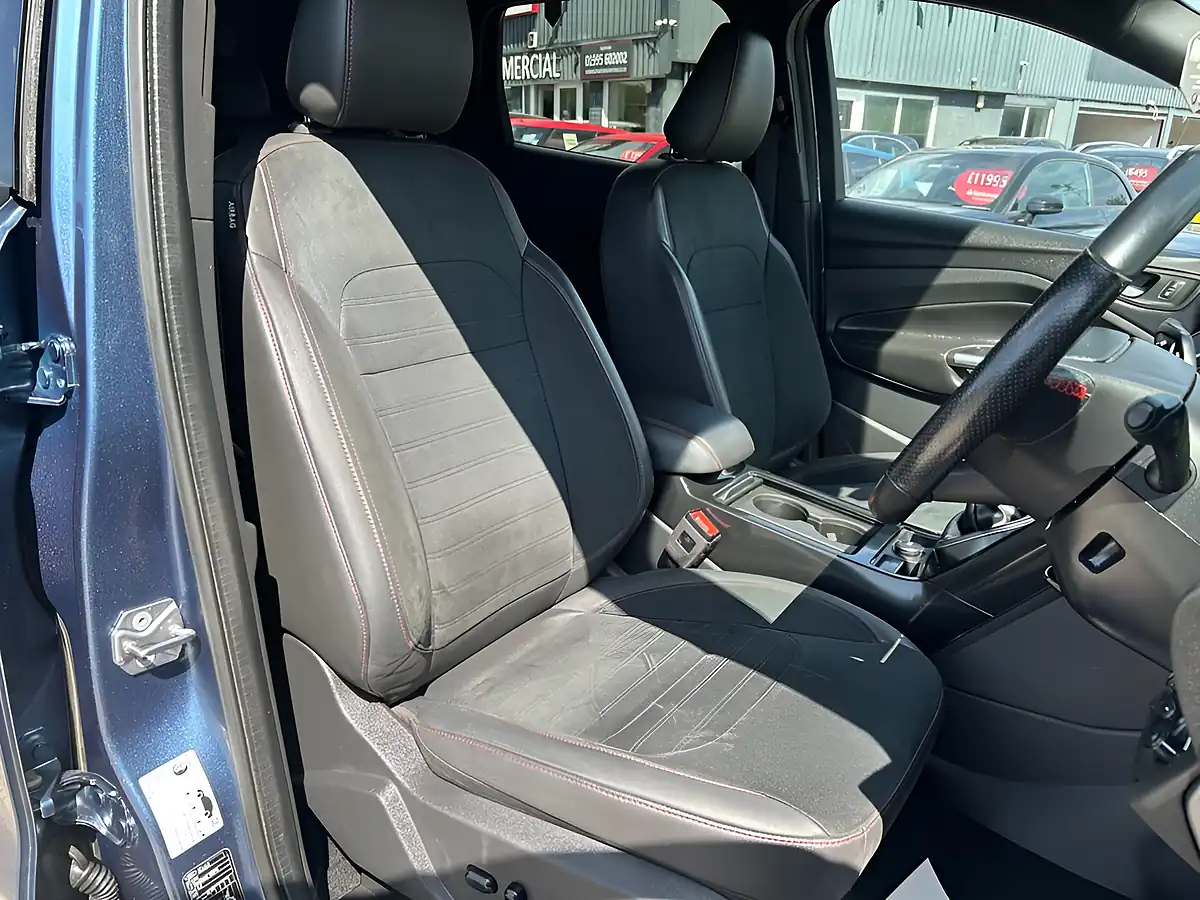 Used 2019 Ford Kuga ST-Line Edition Blue - Interior and Exterior details 10