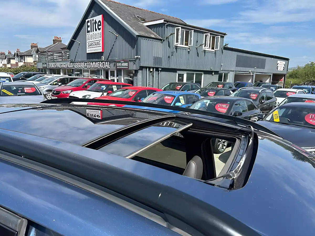 Used 2019 Ford Kuga ST-Line Edition Blue - Interior and Exterior details 4