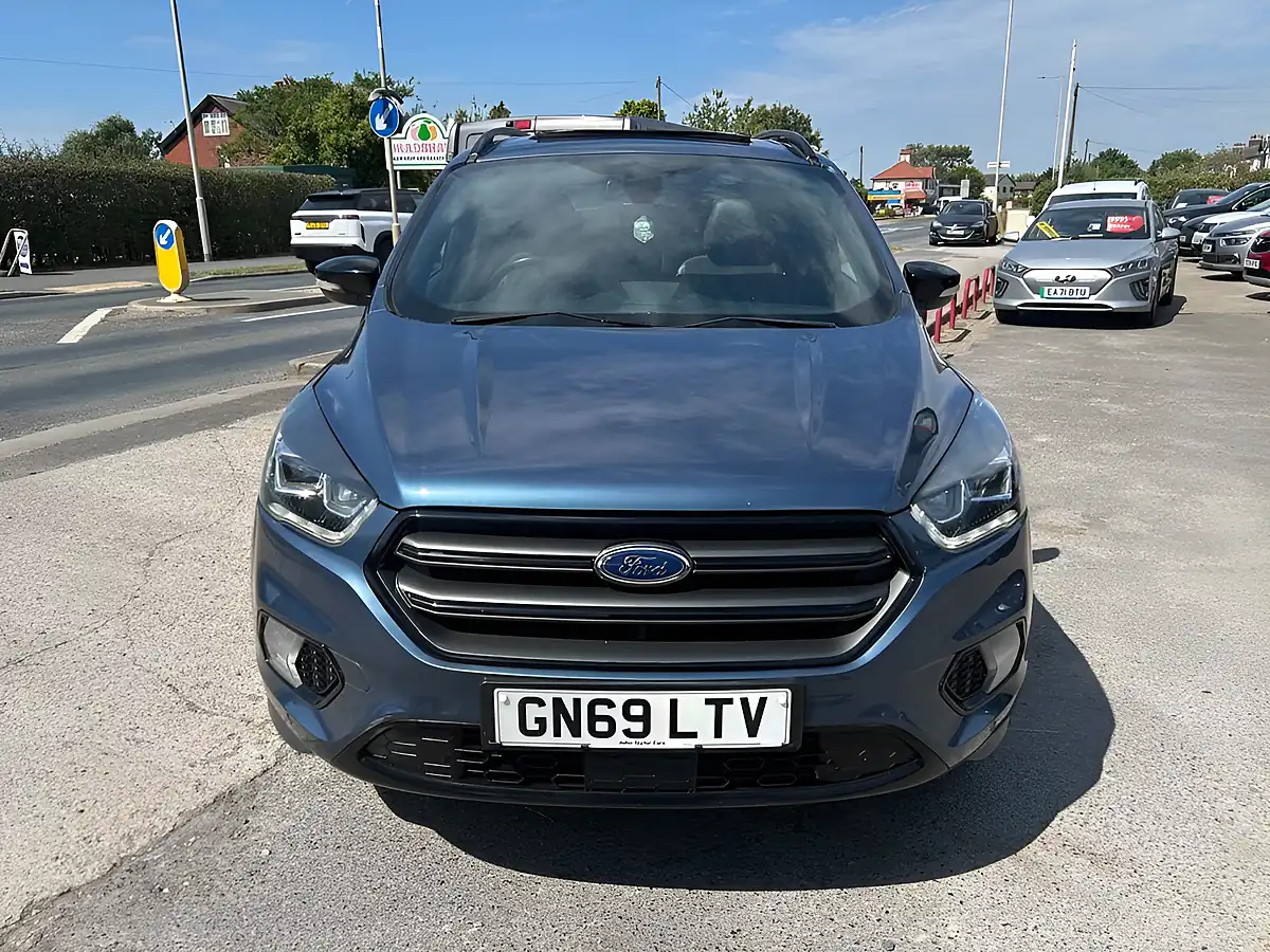 Used 2019 Ford Kuga ST-Line Edition Blue - Interior and Exterior details 8