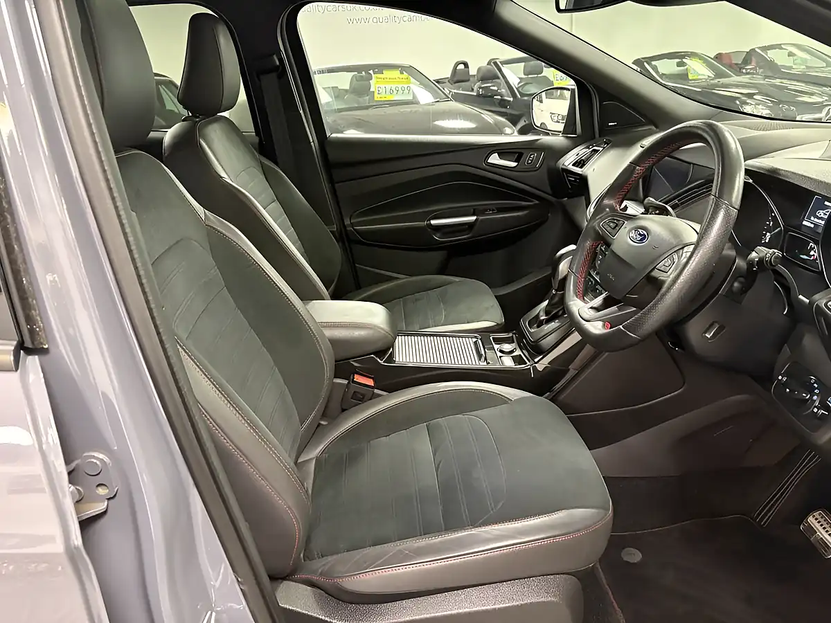 Used 2019 Ford Kuga ST-Line Edition Brown - Interior and Exterior details 3