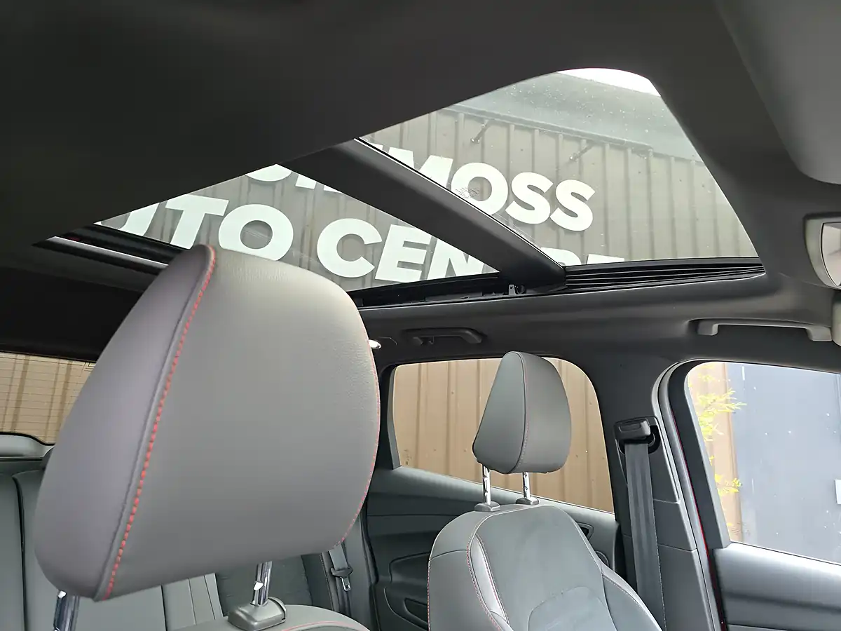Used 2019 Ford Kuga ST-Line Edition Red - Interior and Exterior details 8