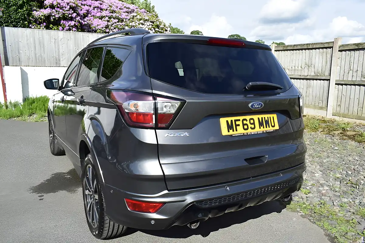 Used 2019 Ford Kuga ST-Line Grey - Interior and Exterior details 15