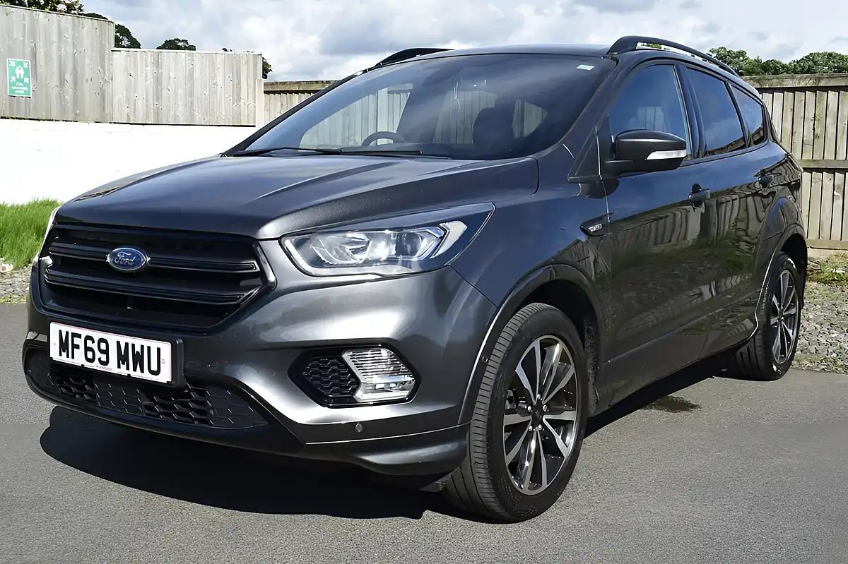 Used 2019 Ford Kuga ST-Line Grey - Interior and Exterior details 3