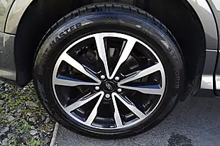Used 2019 Ford Kuga ST-Line Grey - Interior and Exterior details 5