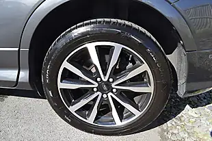 Used 2019 Ford Kuga ST-Line Grey - Interior and Exterior details 6