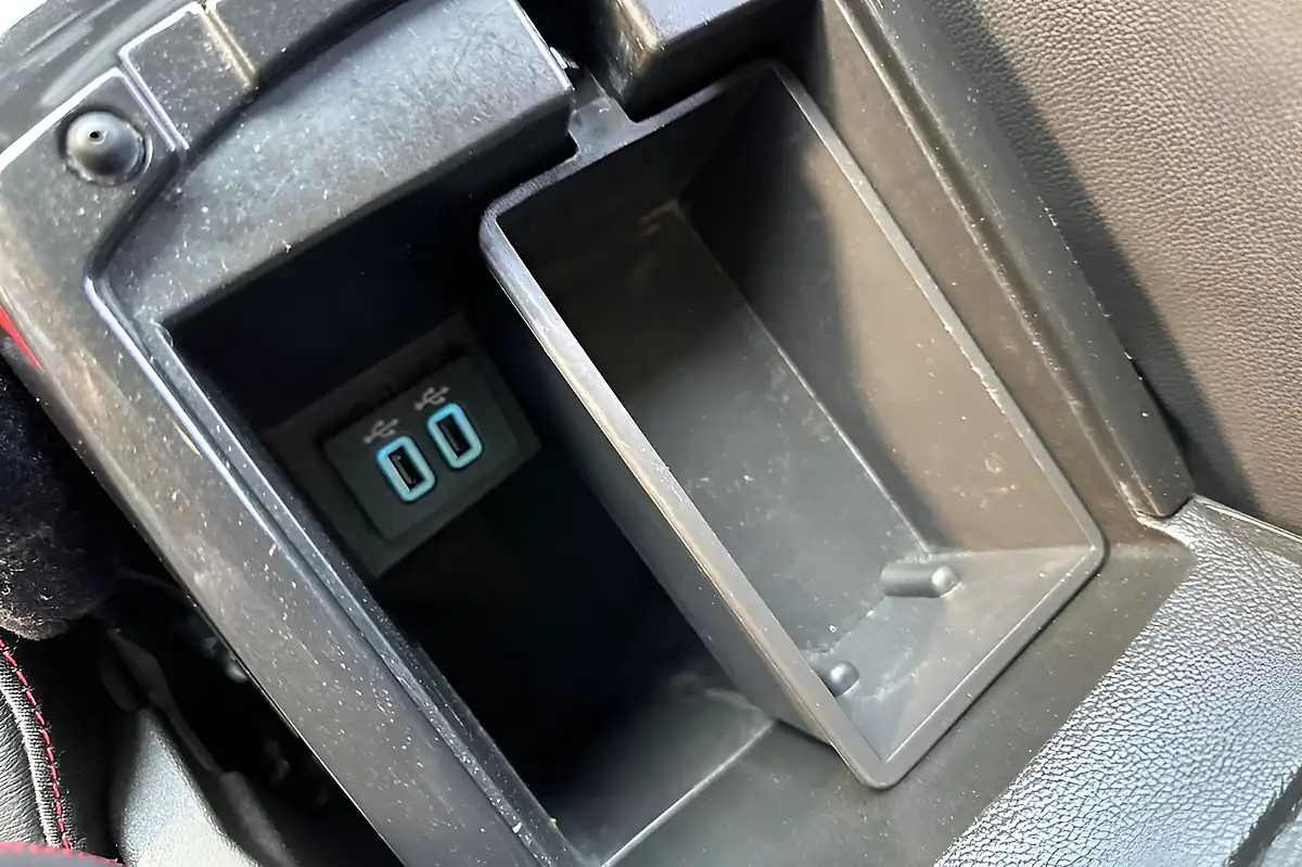 Used 2019 Ford Kuga ST-Line Grey - Interior and Exterior details 14