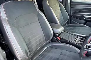 Used 2019 Ford Kuga ST-Line Grey - Interior and Exterior details 18