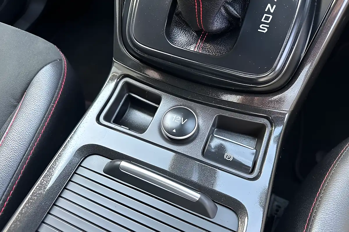 Used 2019 Ford Kuga ST-Line Grey - Interior and Exterior details 20