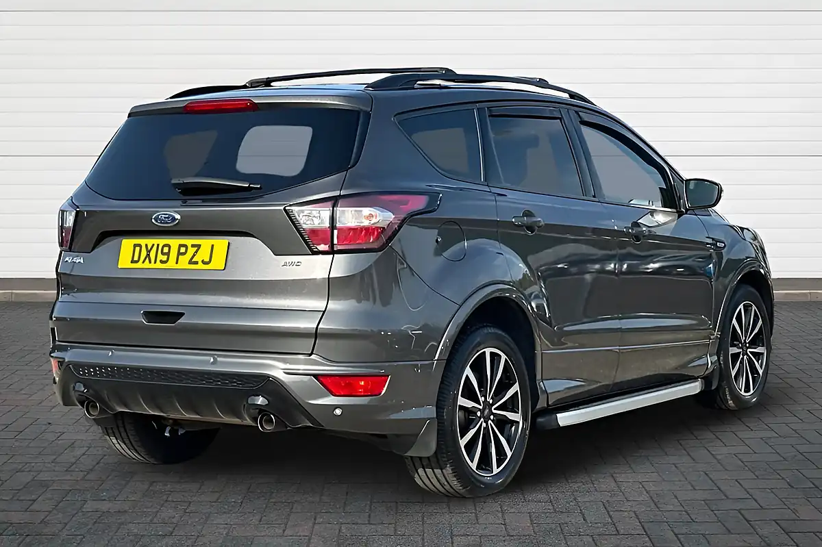 Used 2019 Ford Kuga ST-Line Grey - Interior and Exterior details 3