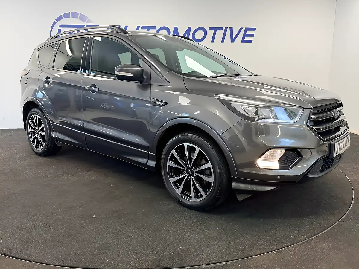 Used 2019 Ford Kuga ST-Line Magnetic Grey - Interior and Exterior details 16