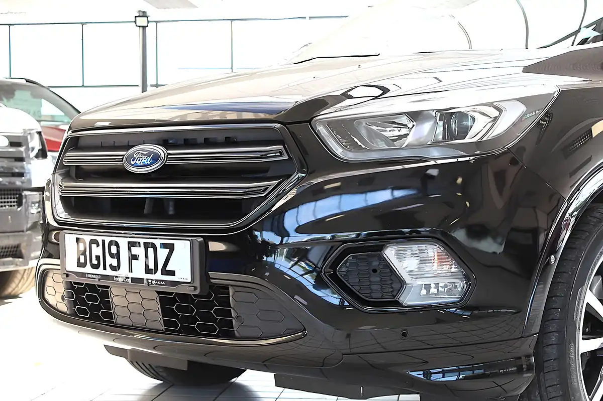Used 2019 Ford Kuga ST-Line Shadow Black - Interior and Exterior details 3