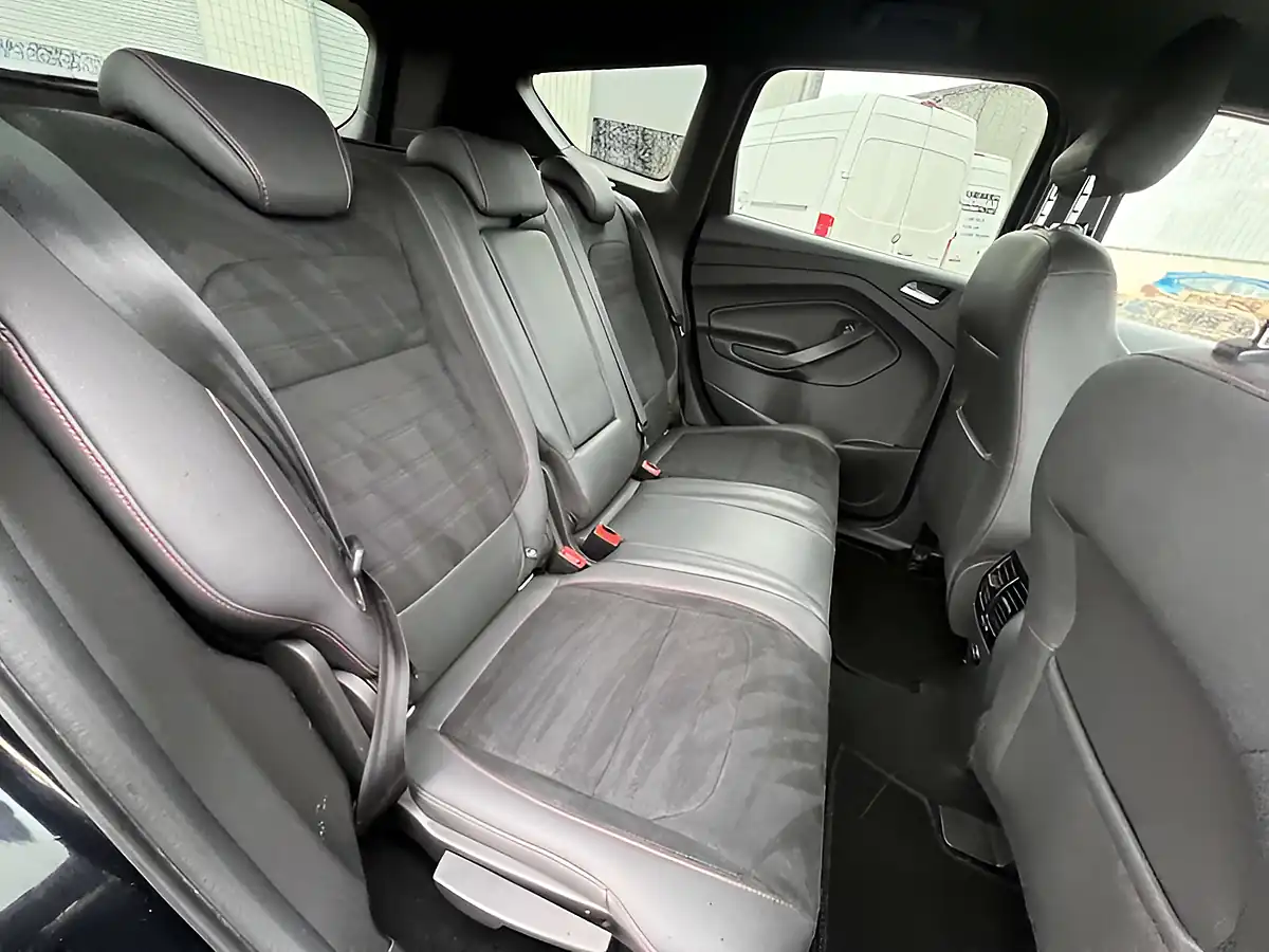 Used 2019 Ford Kuga ST-Line Shadow Black - Interior and Exterior details 12