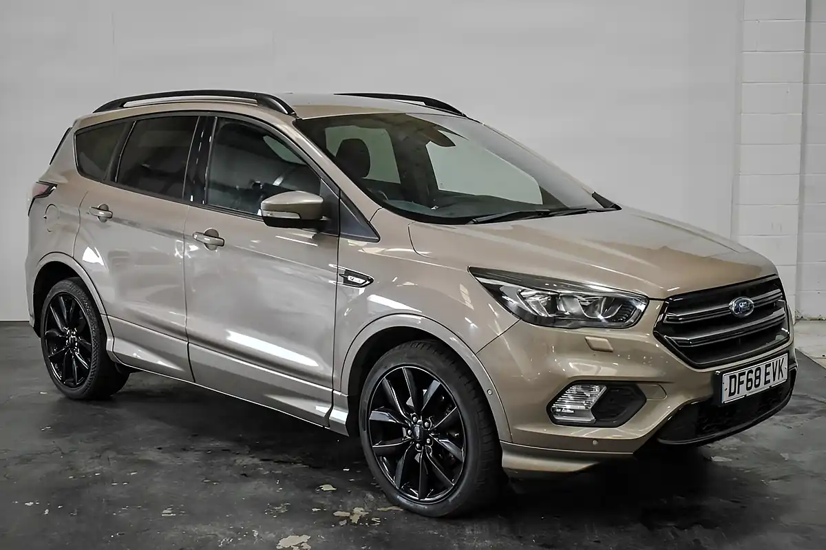 Used 2019 Ford Kuga ST-Line Silver - Front View