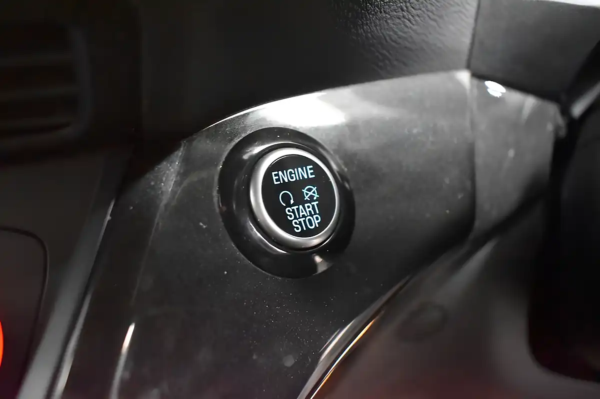 Used 2019 Ford Kuga ST-Line Silver - Interior and Exterior details 18