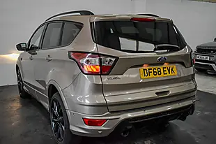 Used 2019 Ford Kuga ST-Line Silver - Interior and Exterior details 8