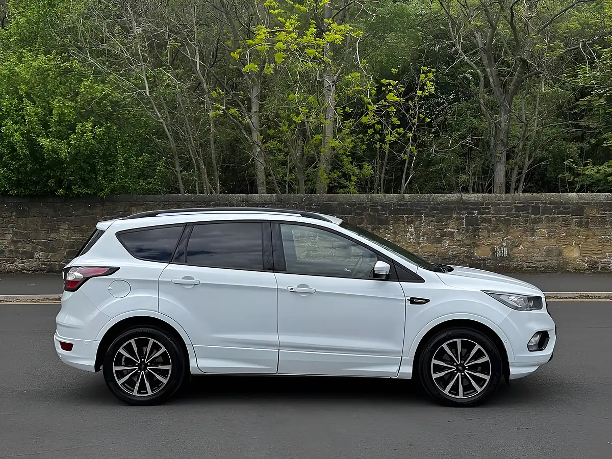 Used 2019 Ford Kuga ST-Line White - Interior and Exterior details 11