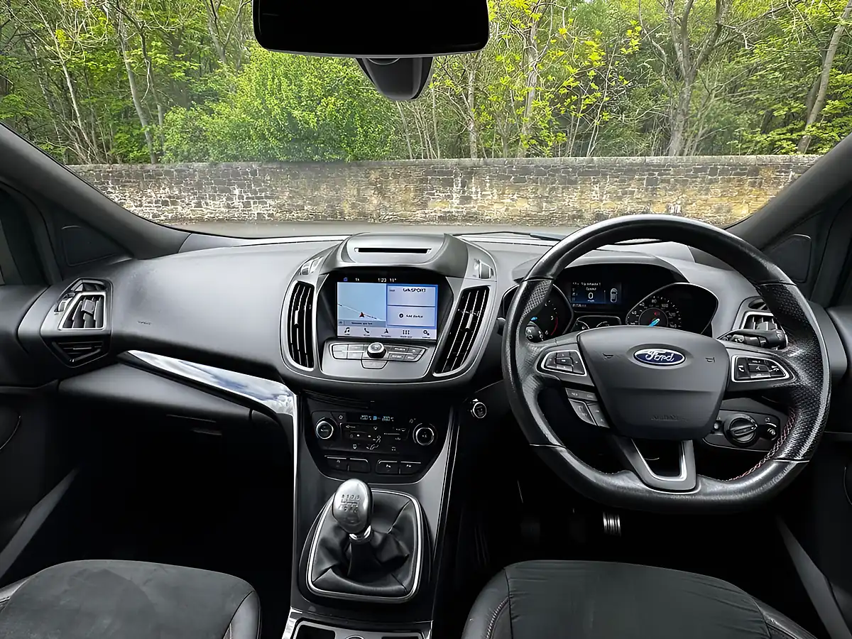 Used 2019 Ford Kuga ST-Line White - Interior and Exterior details 2