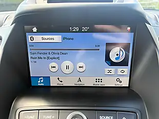 Used 2019 Ford Kuga ST-Line White - Interior and Exterior details 12