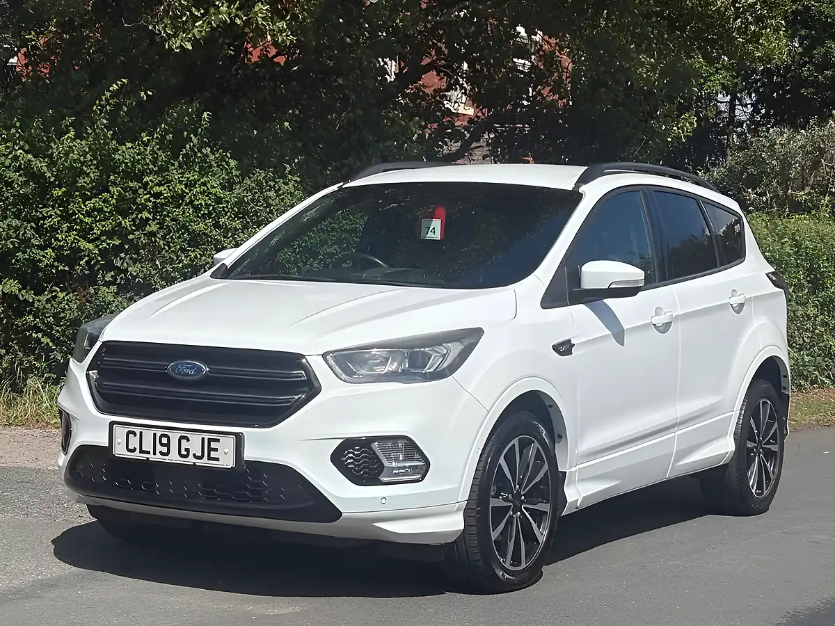Used 2019 Ford Kuga ST-Line White - Interior and Exterior details 3