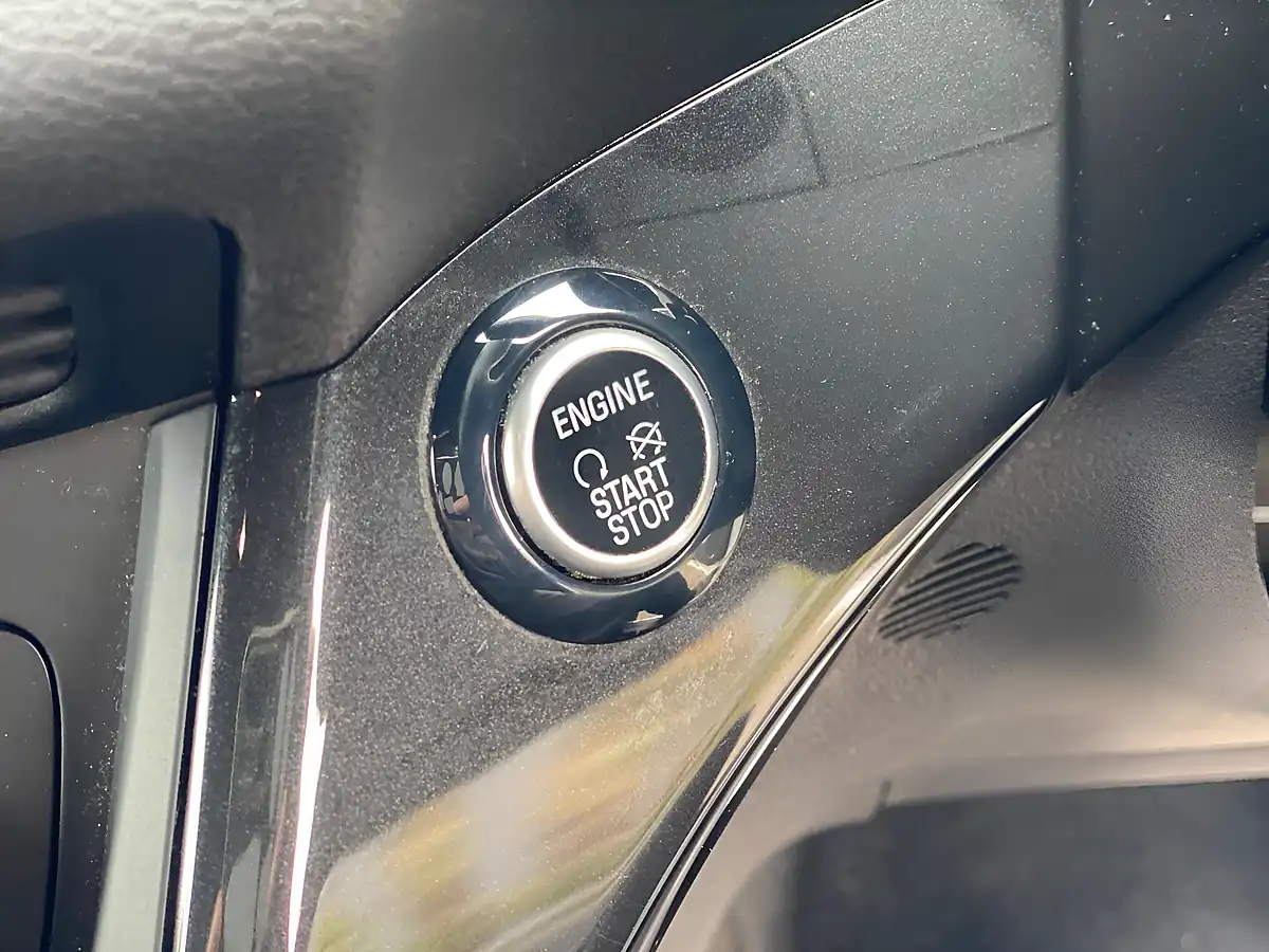 Used 2019 Ford Kuga ST Line White - Interior and Exterior details 15