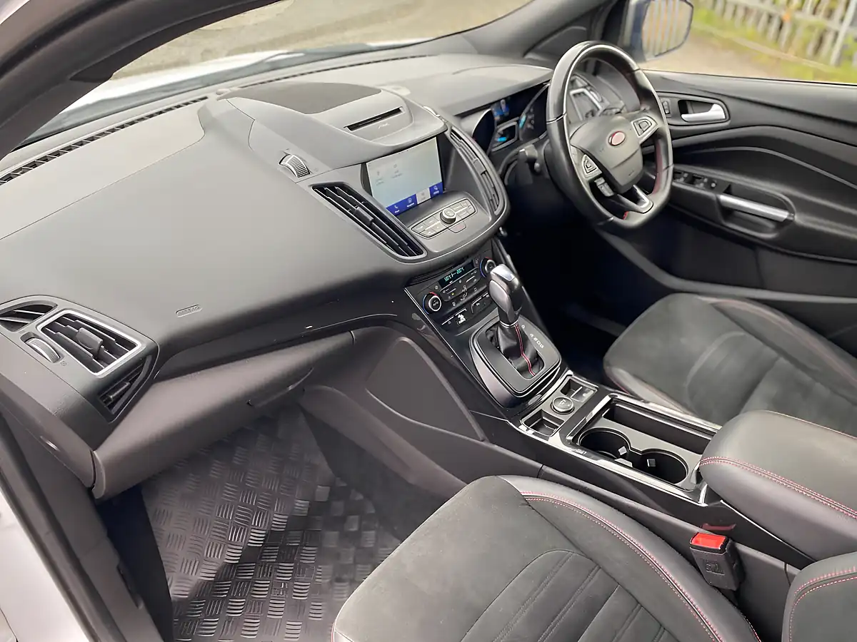 Used 2019 Ford Kuga ST Line White - Interior and Exterior details 6