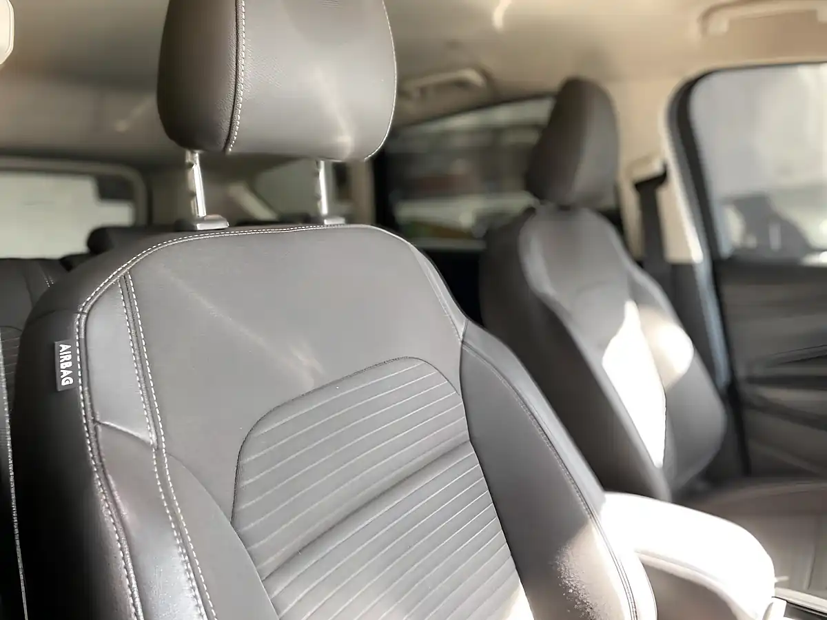 Used 2019 Ford Kuga Titanium Edition Black - Interior and Exterior details 16
