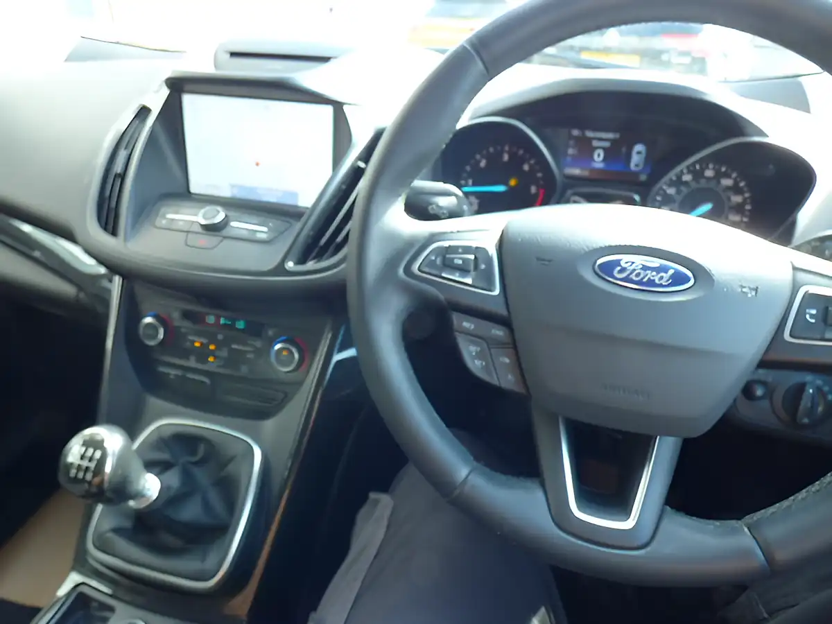 Used 2019 Ford Kuga Titanium Edition Black - Interior and Exterior details 10