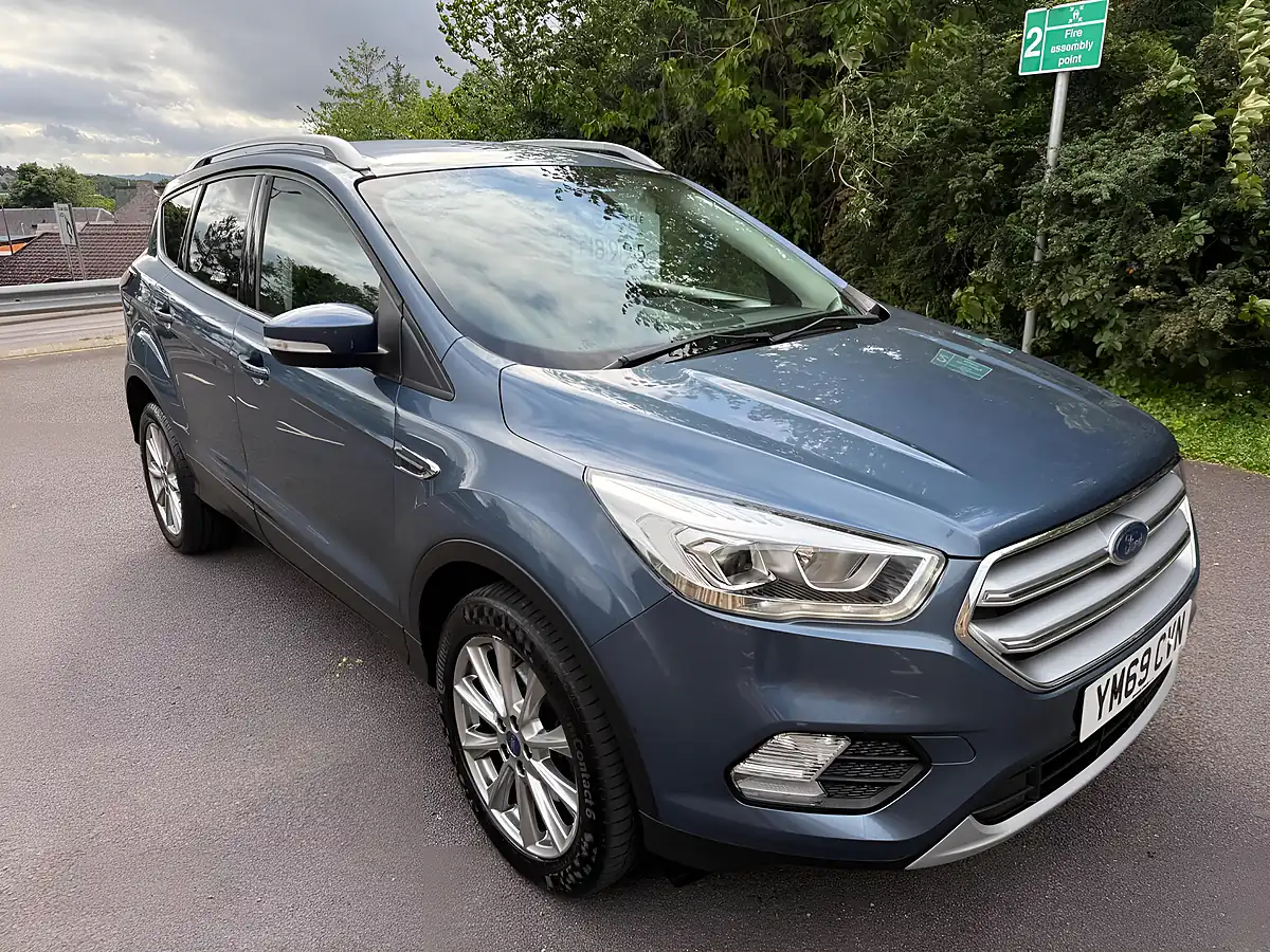 Used 2019 Ford Kuga Titanium Edition Blue - Interior and Exterior details 10