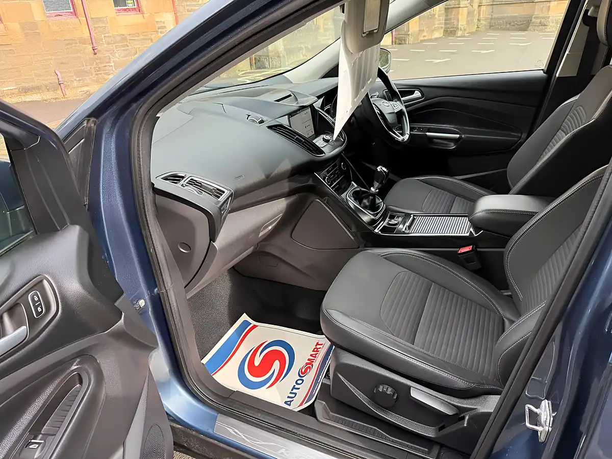 Used 2019 Ford Kuga Titanium Edition Blue - Interior and Exterior details 11