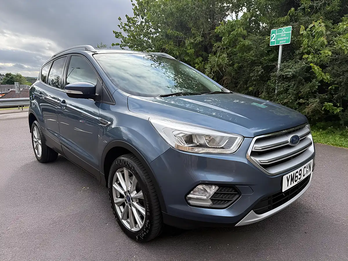 Used 2019 Ford Kuga Titanium Edition Blue - Interior and Exterior details 7