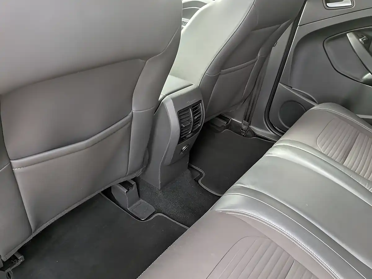 Used 2019 Ford Kuga Titanium Edition Grey - Interior and Exterior details 15