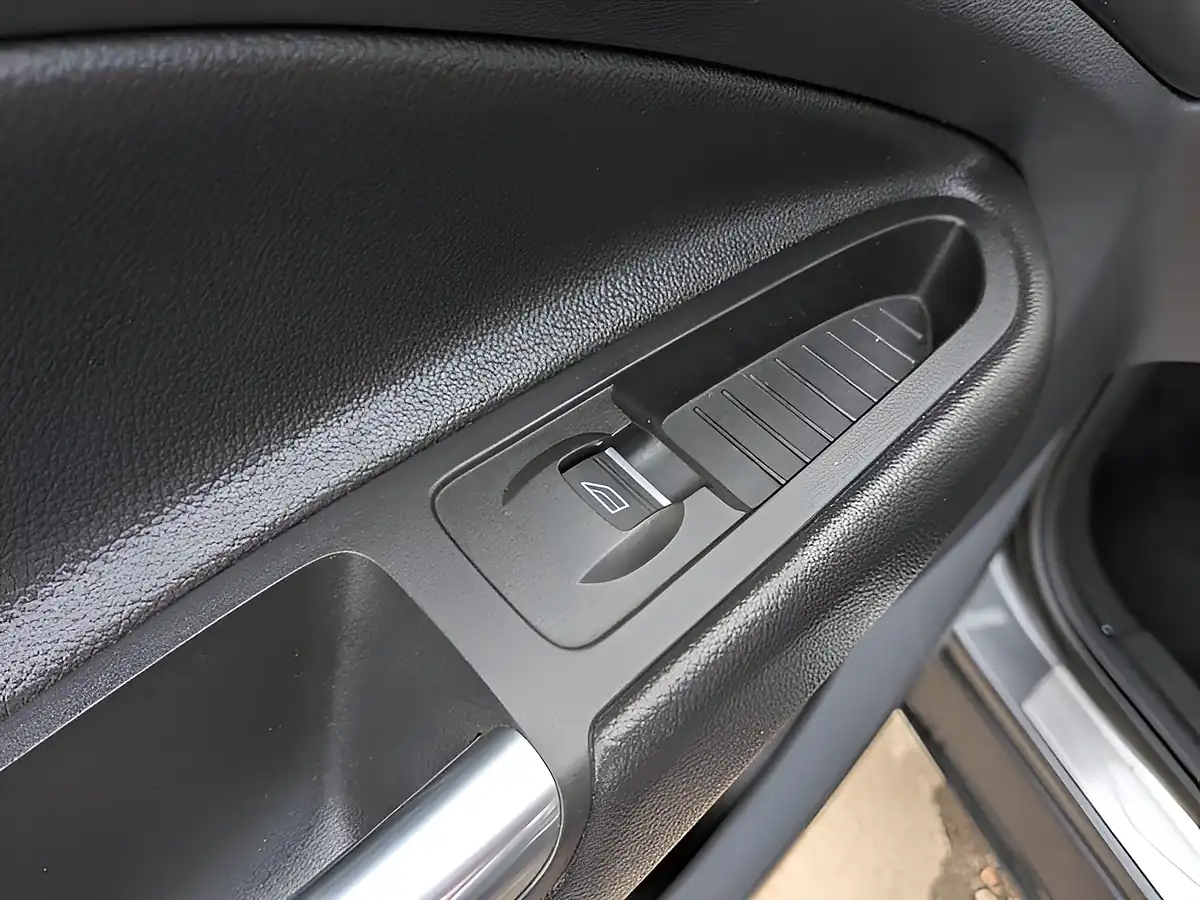 Used 2019 Ford Kuga Titanium Edition Grey - Interior and Exterior details 19