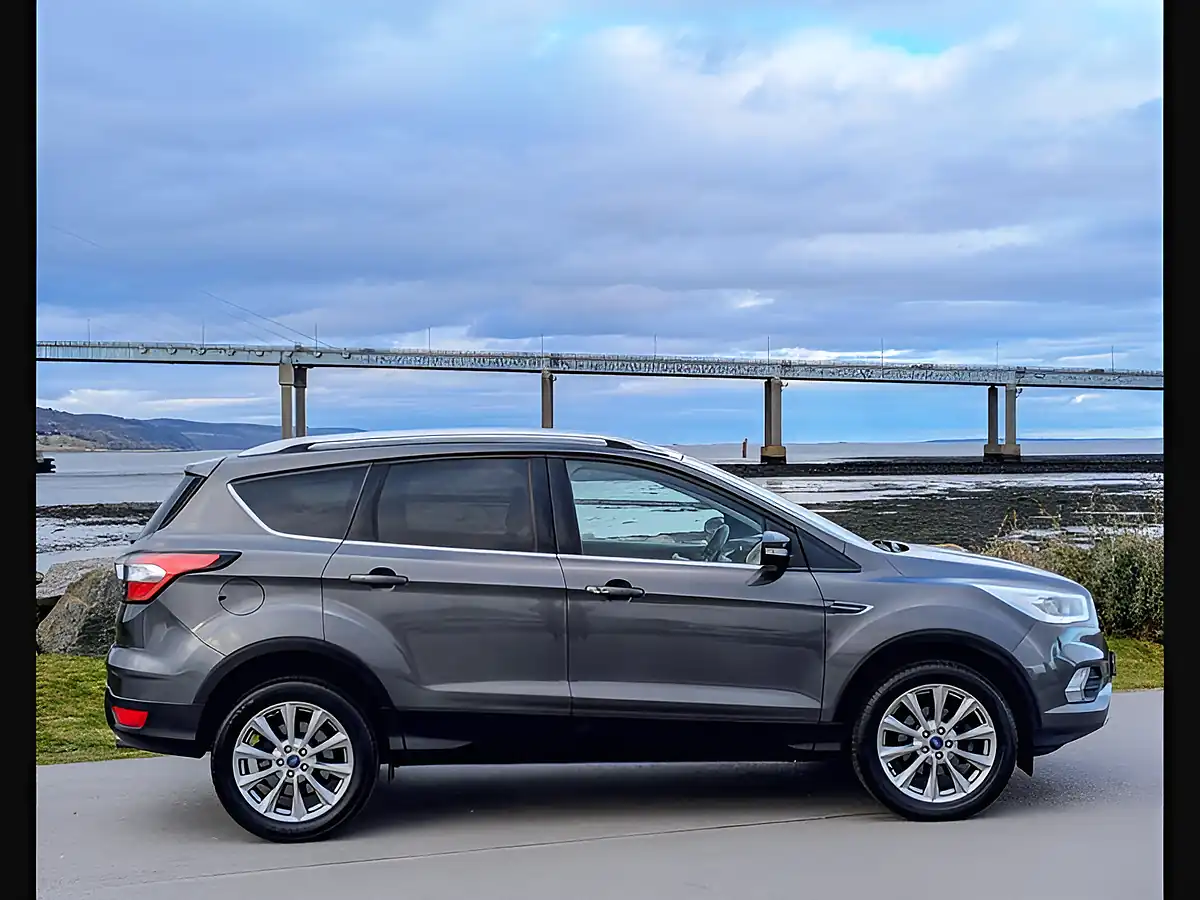Used 2019 Ford Kuga Titanium Edition Grey - Interior and Exterior details 4