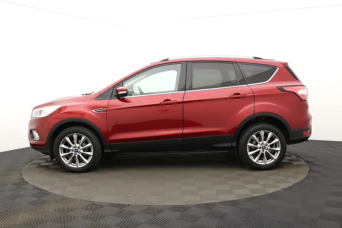 Used 2019 Ford Kuga Titanium Edition Red - Interior and Exterior details 6