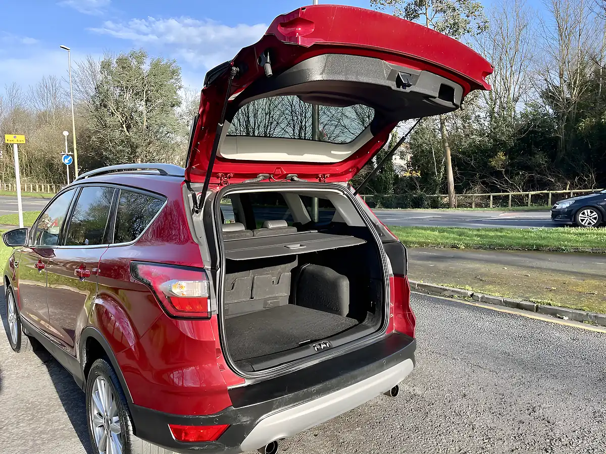 Used 2019 Ford Kuga Titanium Edition Red - Interior and Exterior details 8