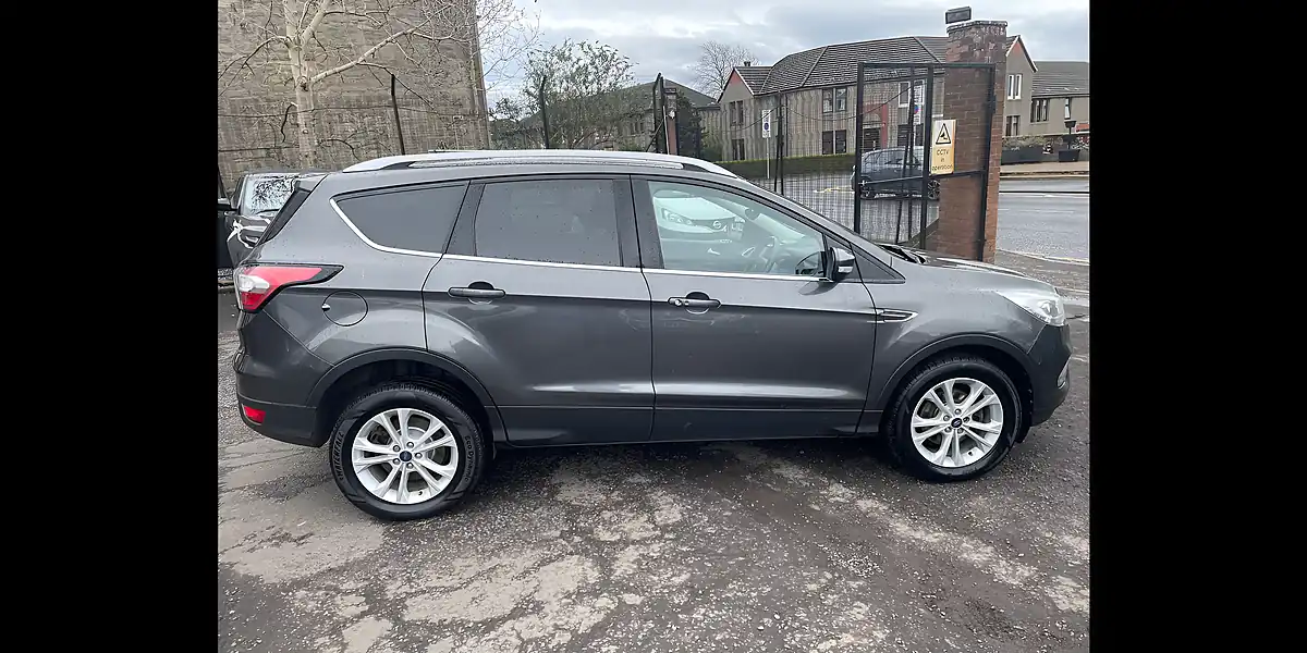 Used 2019 Ford Kuga Titanium Grey - Interior and Exterior details 3