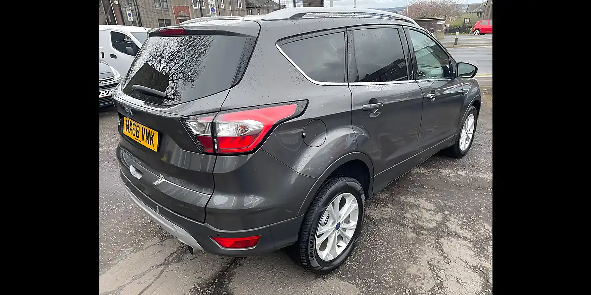 Used 2019 Ford Kuga Titanium Grey - Interior and Exterior details 4