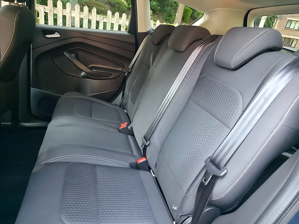 Used 2019 Ford Kuga Zetec Blue - Interior and Exterior details 13