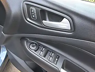 Used 2019 Ford Kuga Zetec Blue - Interior and Exterior details 15