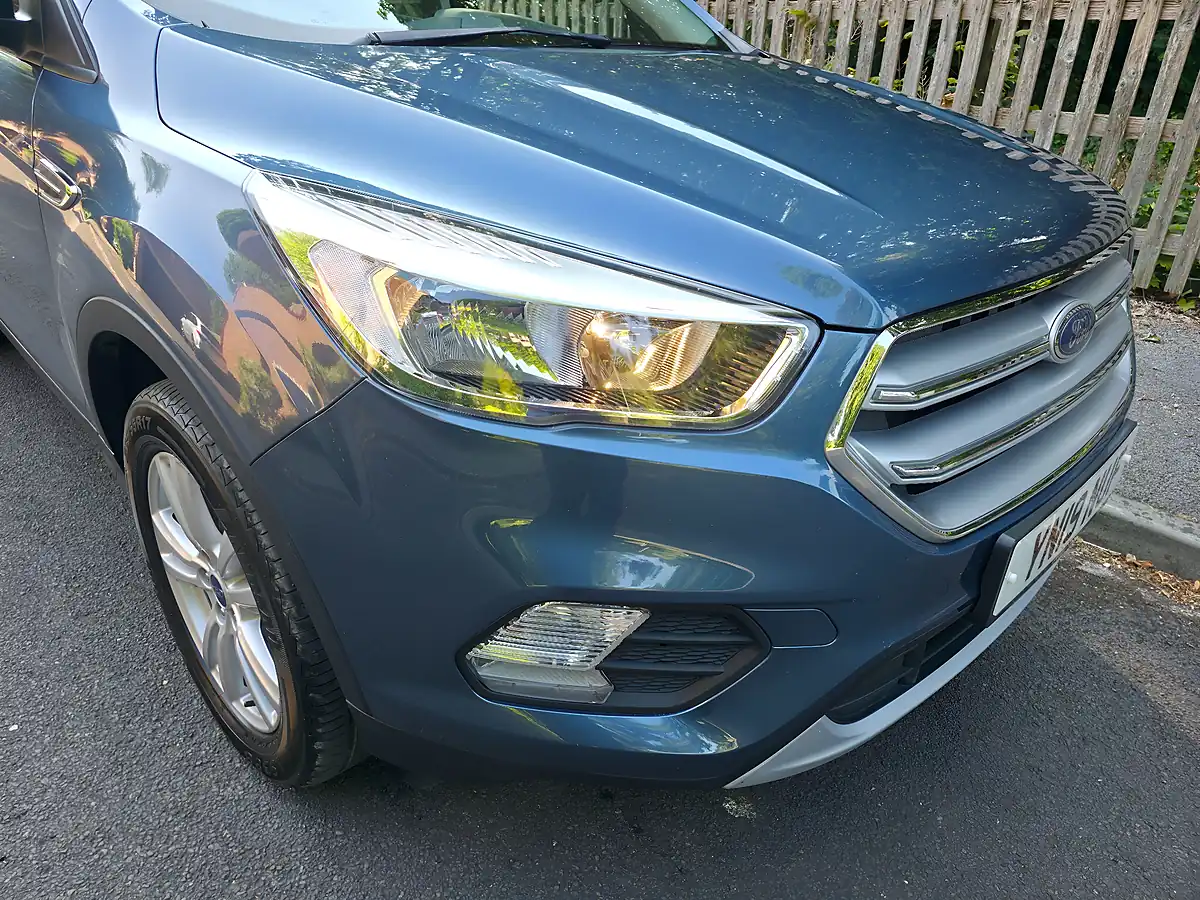 Used 2019 Ford Kuga Zetec Blue - Interior and Exterior details 5
