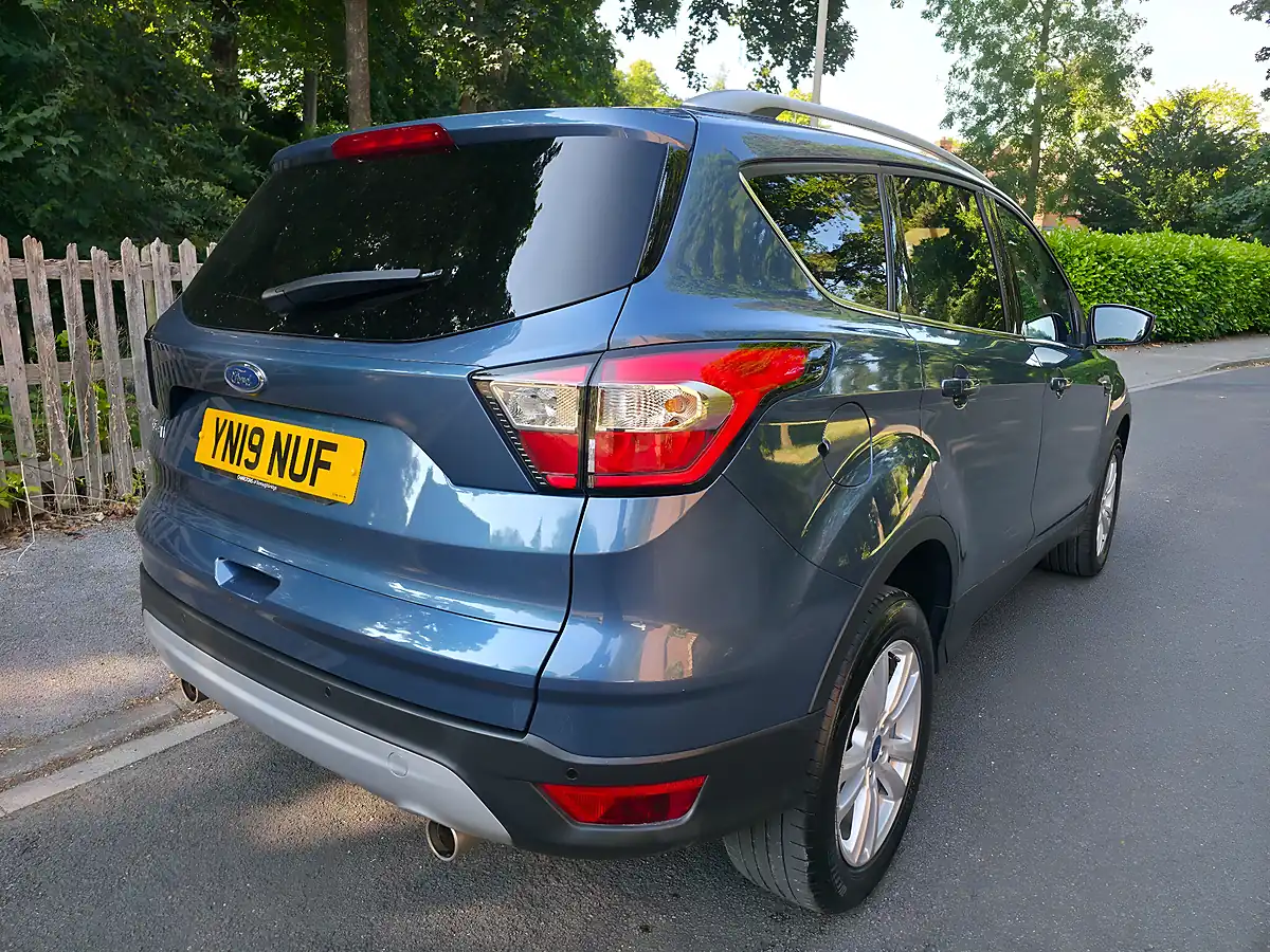 Used 2019 Ford Kuga Zetec Blue - Interior and Exterior details 9