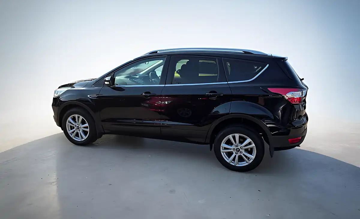 Used 2019 Ford Kuga Zetec Panther Black - Interior and Exterior details 5