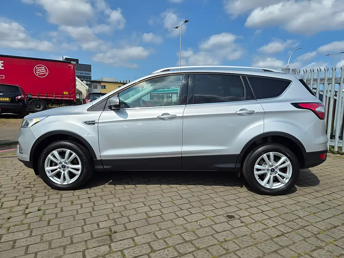 Used 2019 Ford Kuga Zetec Silver - Interior and Exterior details 14