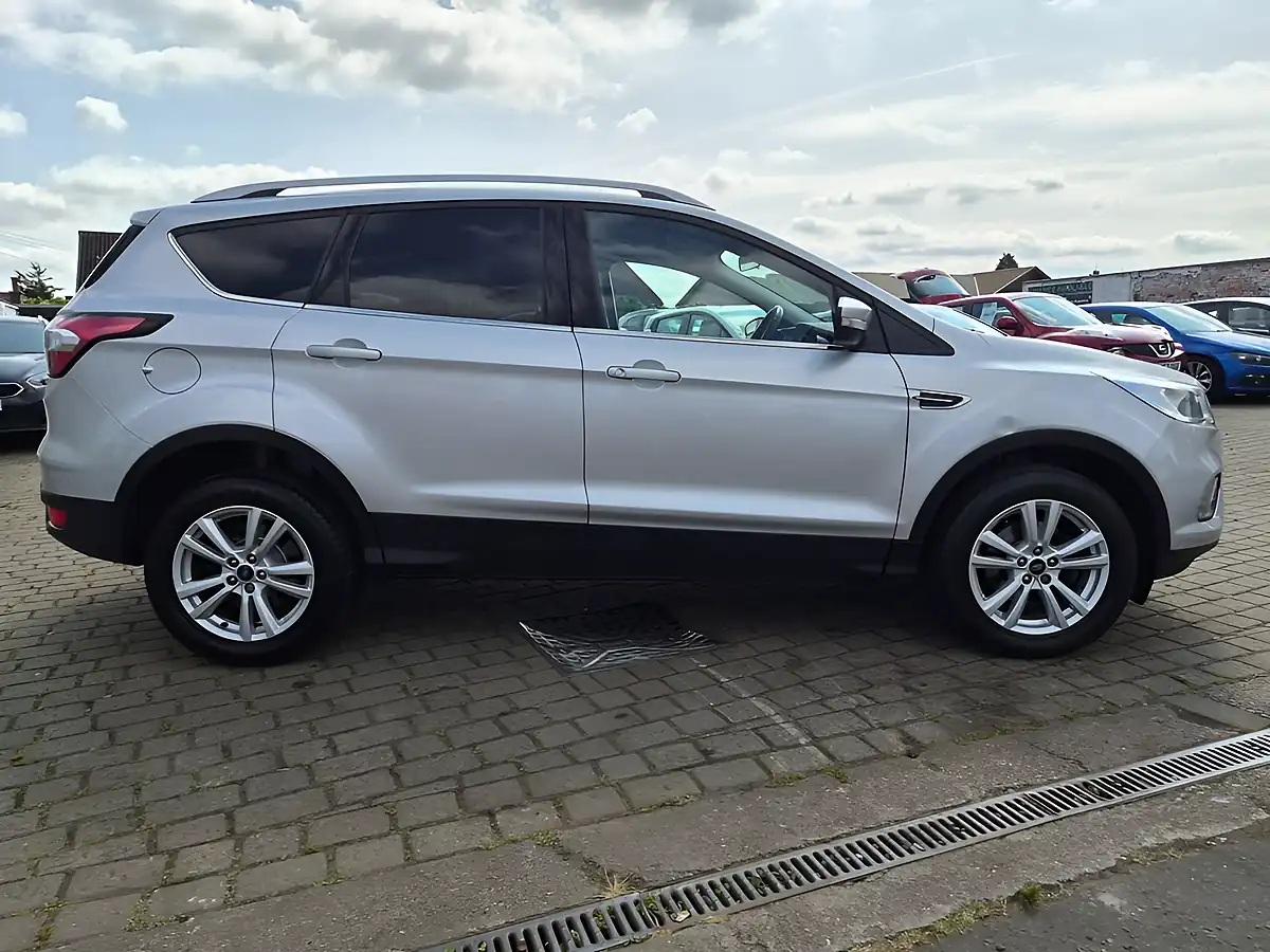 Used 2019 Ford Kuga Zetec Silver - Interior and Exterior details 20